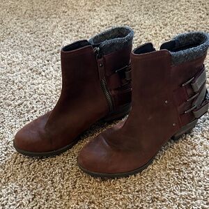 Sorel Dark Brown Ankle Boots with Buckle and Zipper Oiled Leather Lolla Sz 7